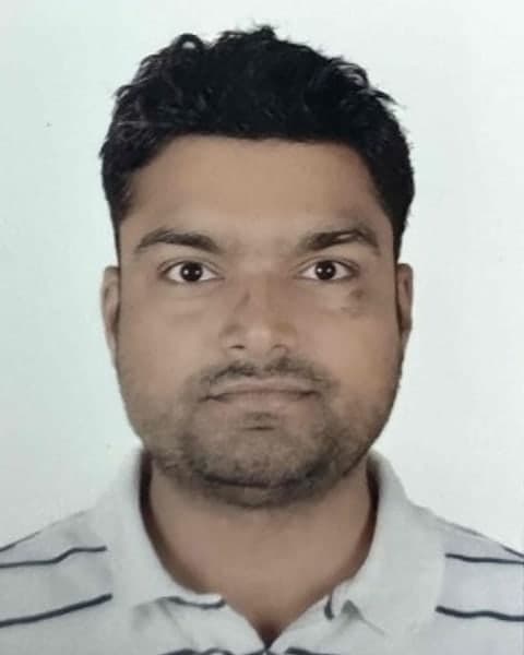Portrait of Vikash Sharma, Managing Director